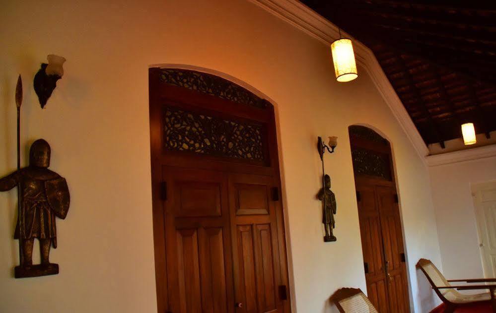 Walawwa Dutch House Ξενοδοχείο Ja-Ela Εξωτερικό φωτογραφία